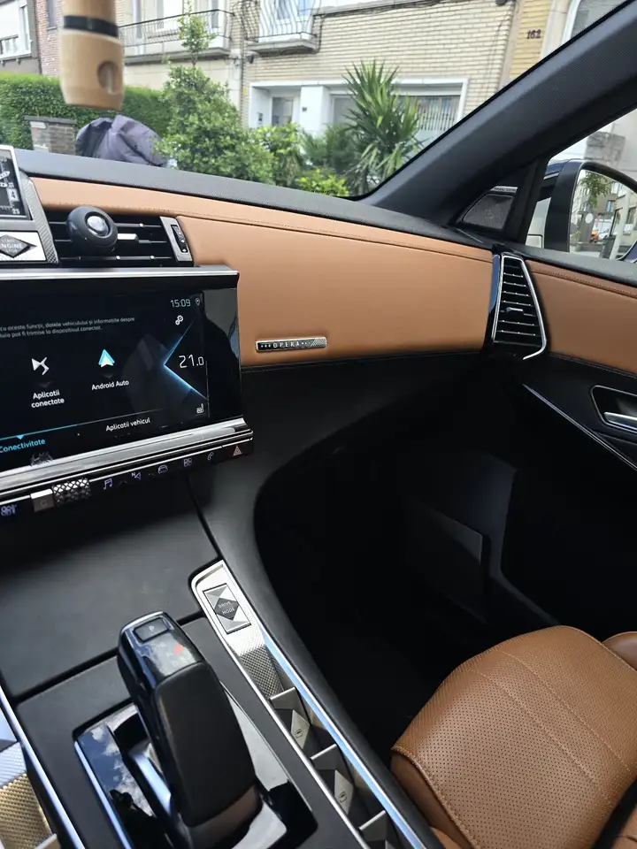 DS Automobiles DS 7 Crossback 2021