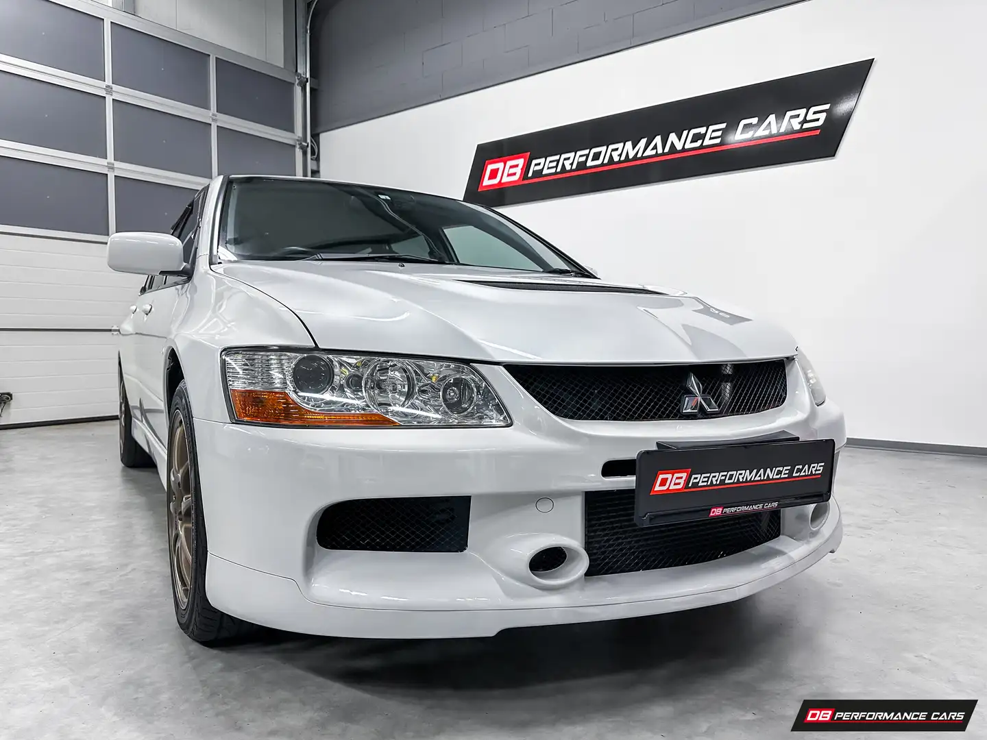 Mitsubishi Lancer Evolution IX Wagon GT-A Weiß - 2