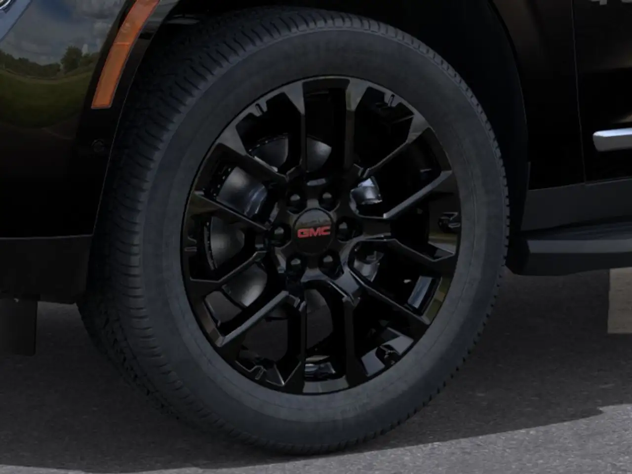 GMC Yukon photo GMC Yukon