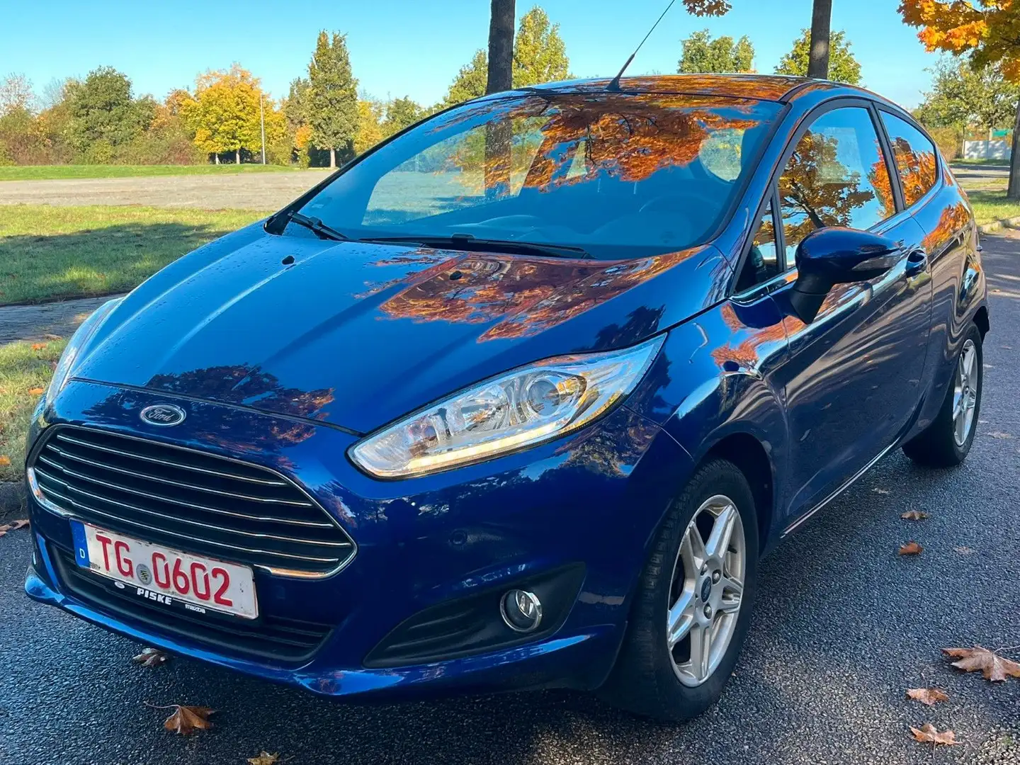 Ford Fiesta Titanium Tüv neu + Garantie Blau - 2