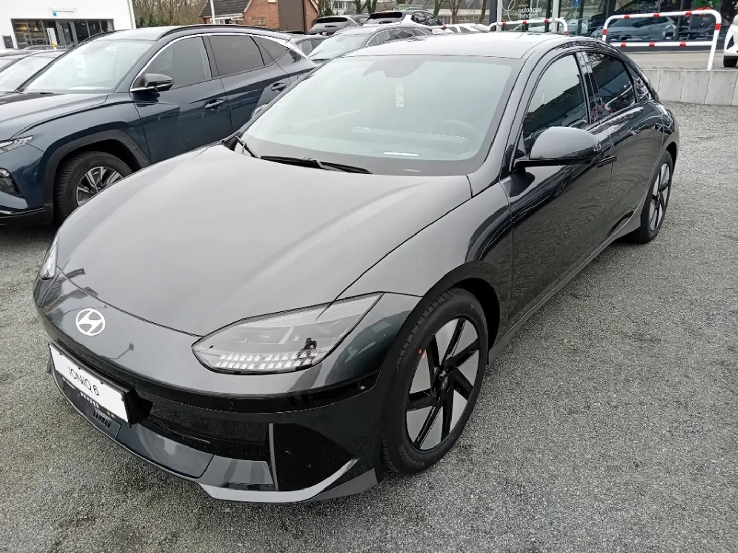 Hyundai IONIQ 6 77,4kWh UNIQ-Paket Grau - 1
