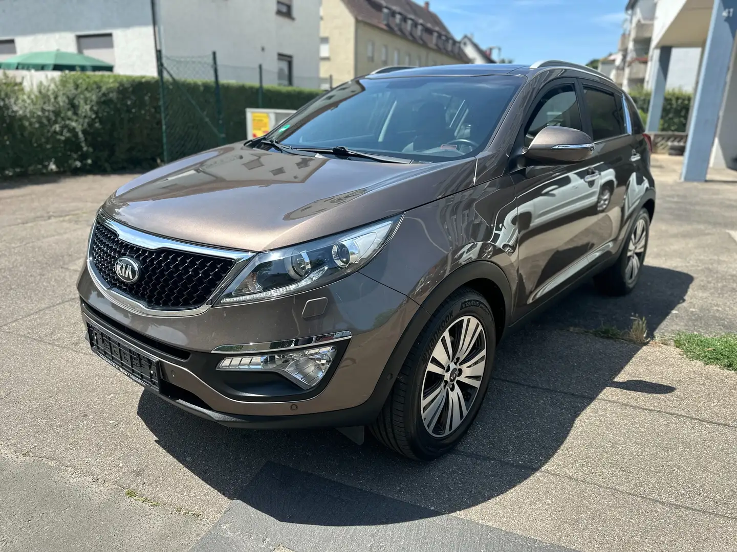 Kia Sportage Spirit 4WD Automatik Leder Panorama Navigation Beige - 1