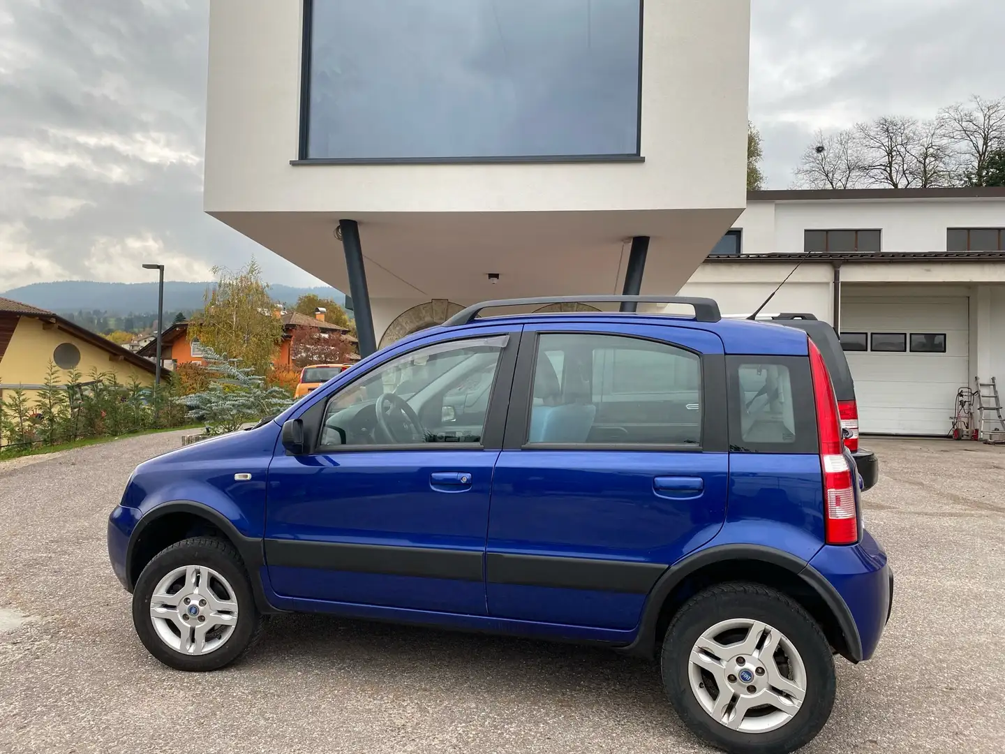 Fiat Panda 1.3 mjt 16v Climbing 4x4 Bleu - 1