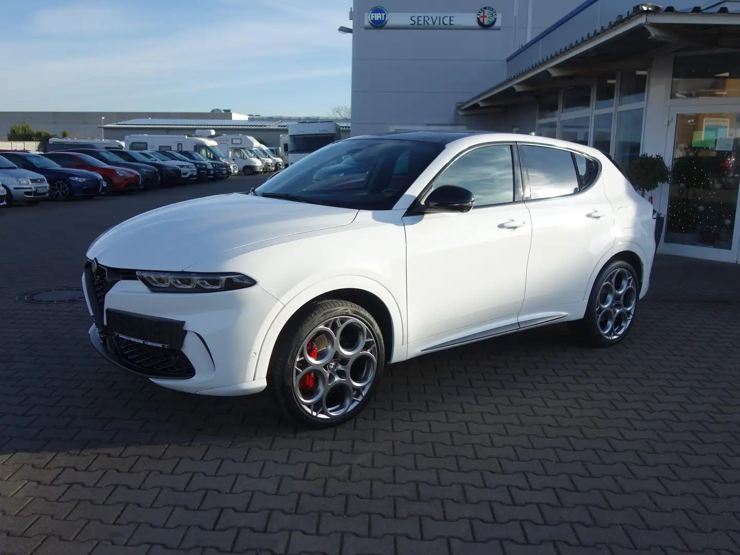 Alfa Romeo Tonale Tonale Plug-in-Hybrid 1.3 VGT  Q4 Tributo Italiano Weiß - 1