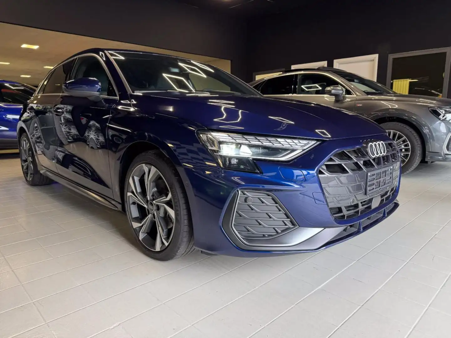 Audi A3 SPB 30TFSI (1.5) S tronic S line edition Restyling Azul - 1