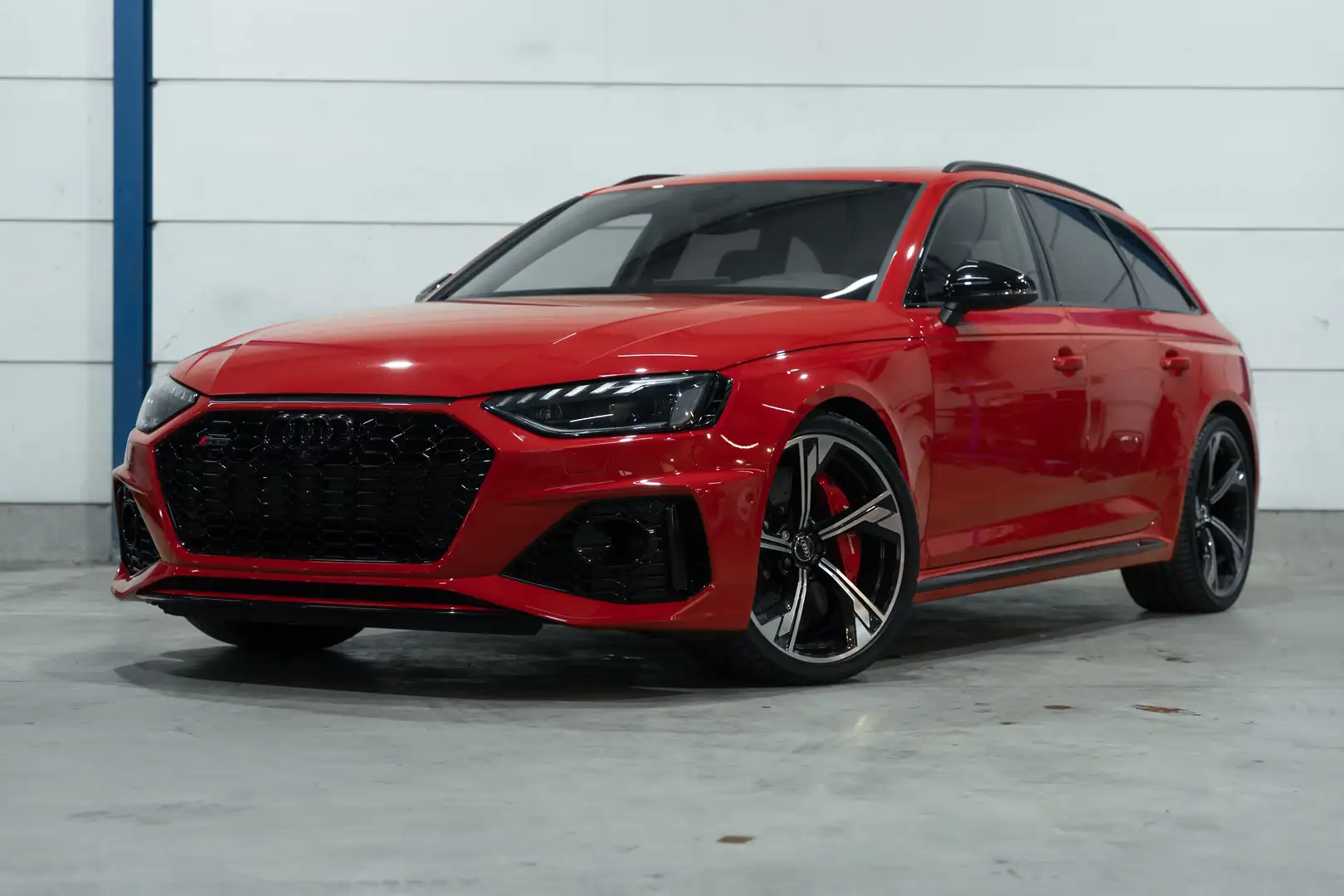 Audi RS4 Carbon ceramics/Lichte vracht/BTW aftrekbaar! Rojo - 1