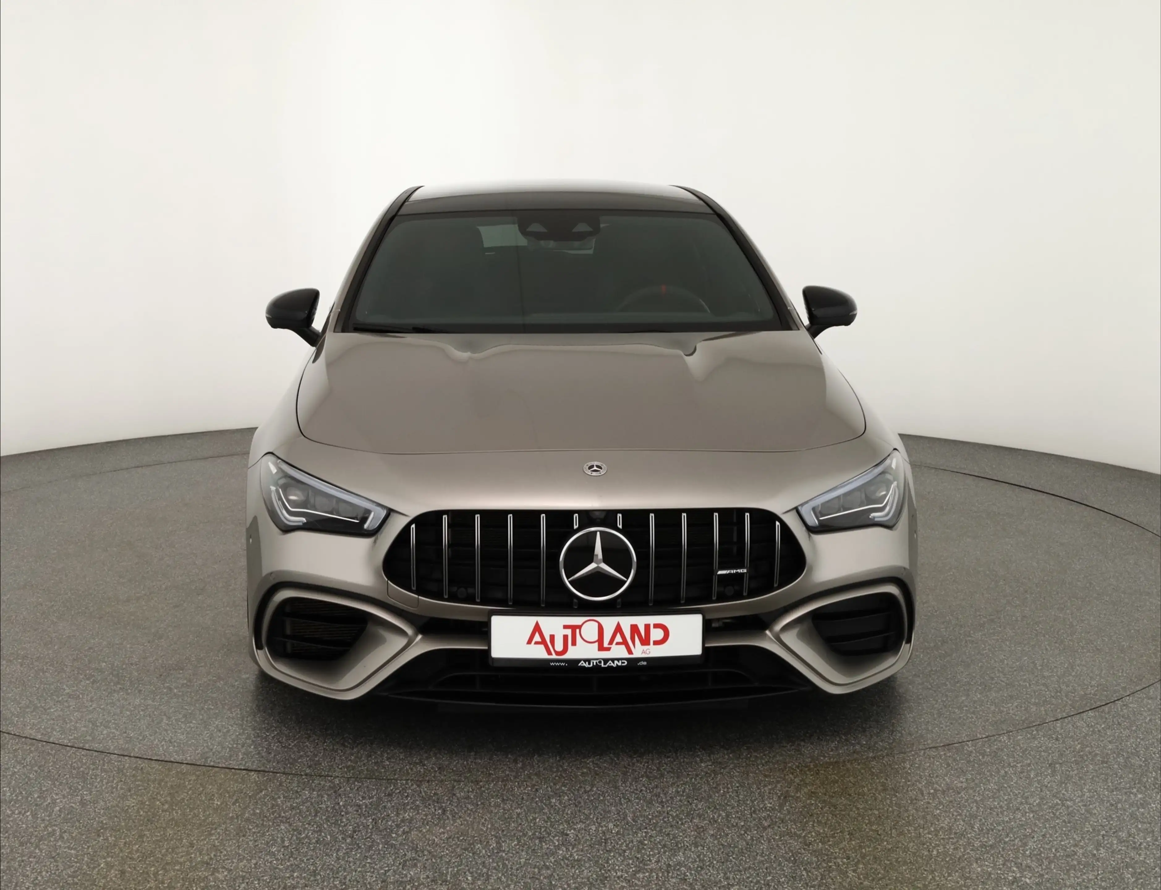 Mercedes-Benz CLA 45 AMG Shooting Brake 4Matic Panorama Kamera — photo 8
