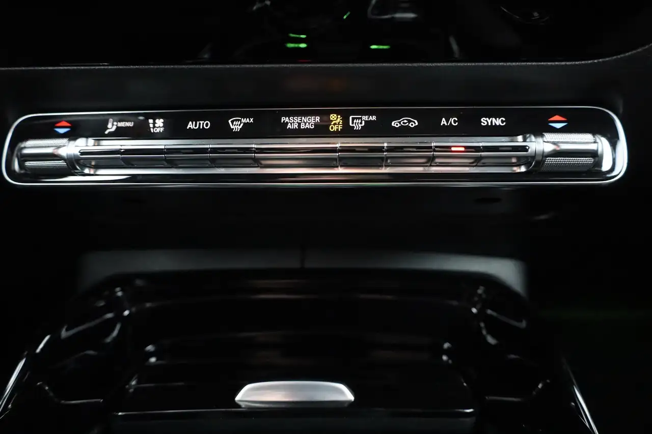 Mercedes-Benz CLA Shooting Brake 4Matic Panorama Kamera, миниатюра 23