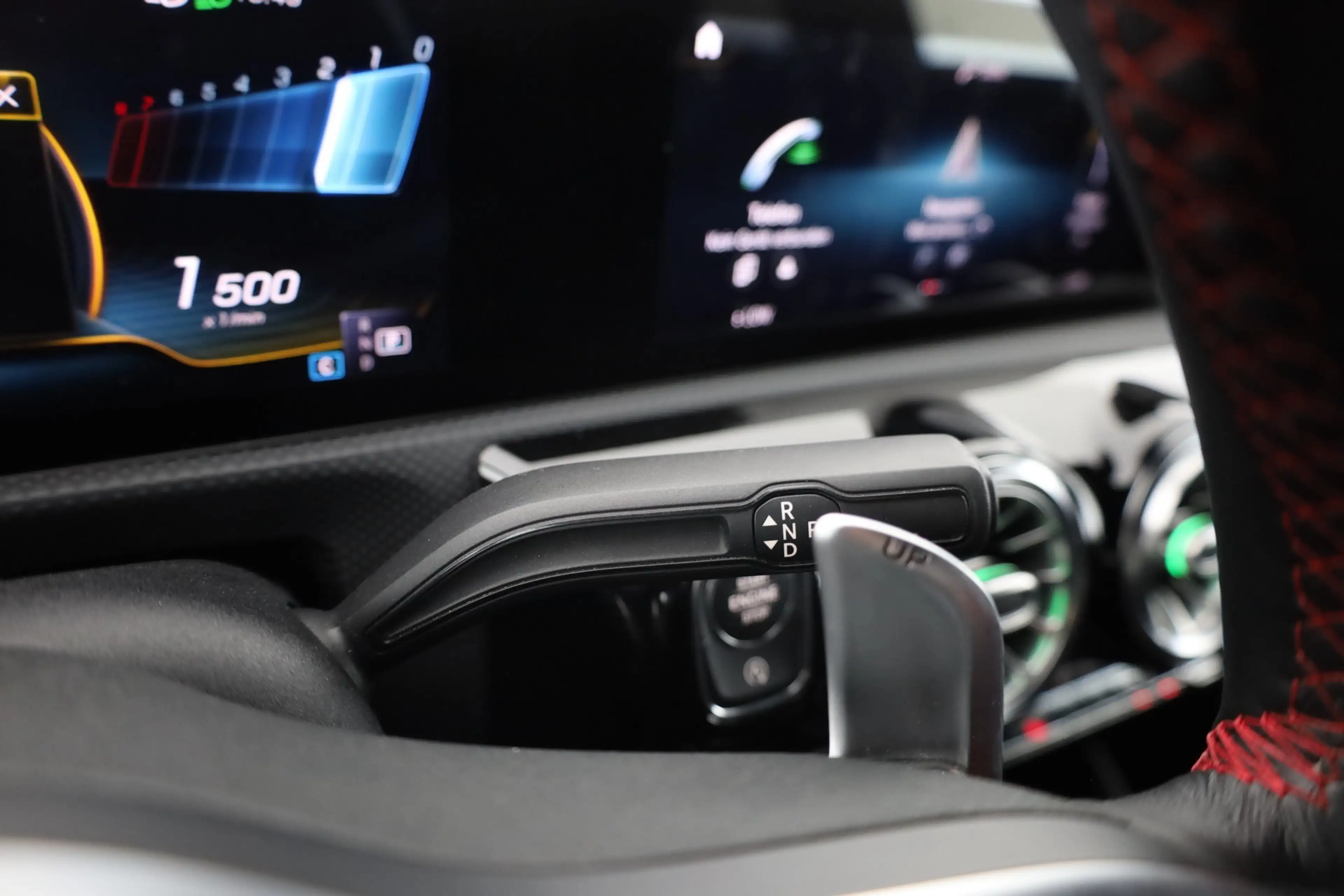 Mercedes-Benz CLA 45 AMG Shooting Brake 4Matic Panorama Kamera — photo 18