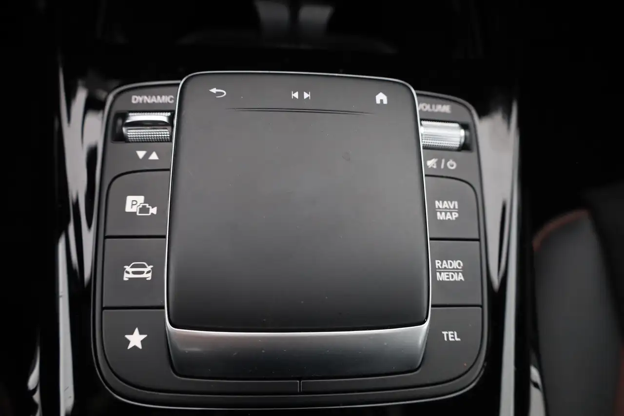 Mercedes-Benz CLA Shooting Brake 4Matic Panorama Kamera, миниатюра 25