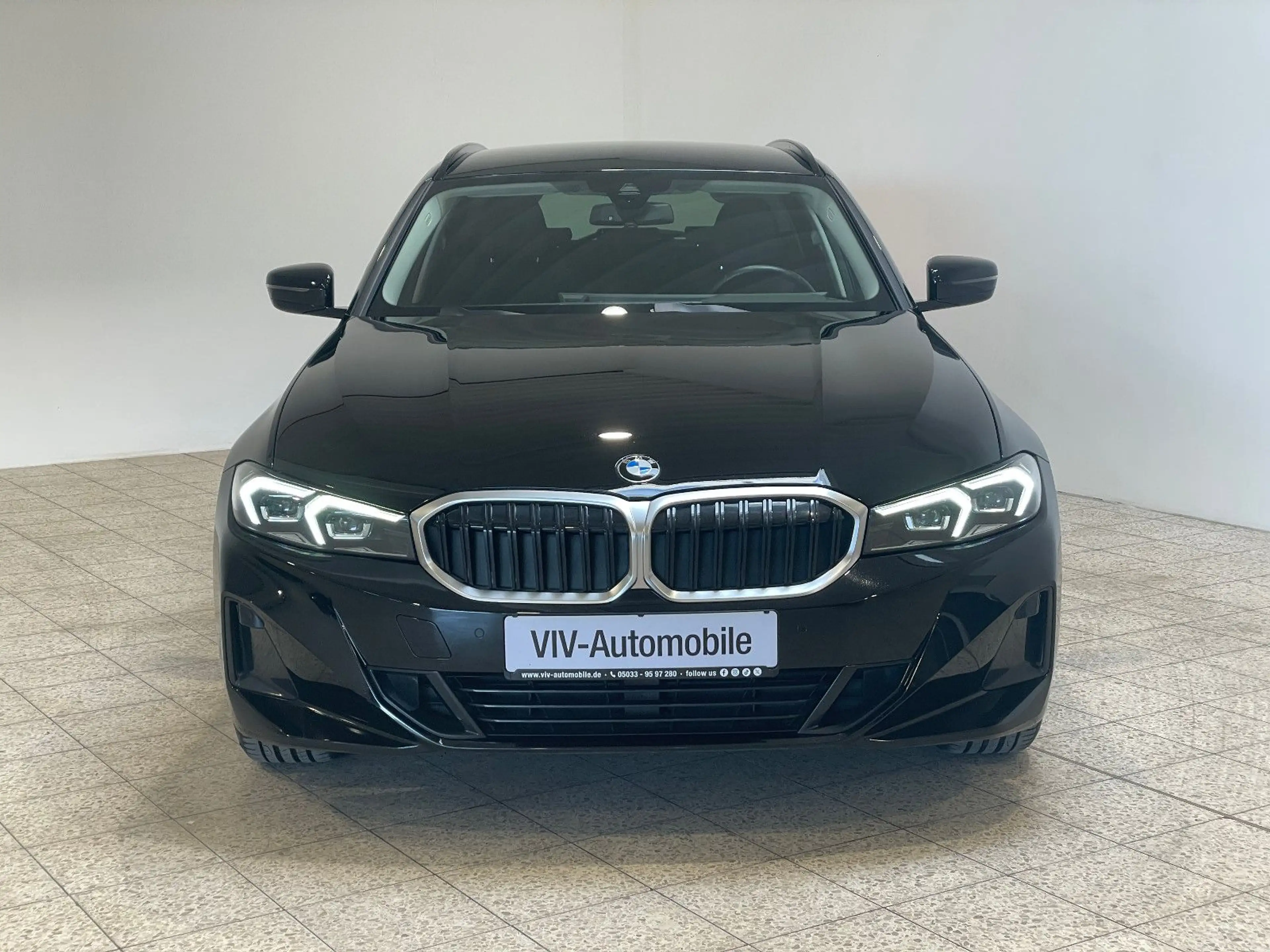 BMW 318 d Touring 1.Hand*Sport Sitze*Teil-Leder*M — photo 2