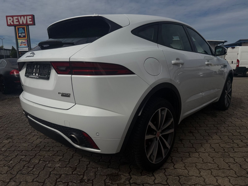 Jaguar E-Pace E-PACE R-Dynamic S AWD — photo 7