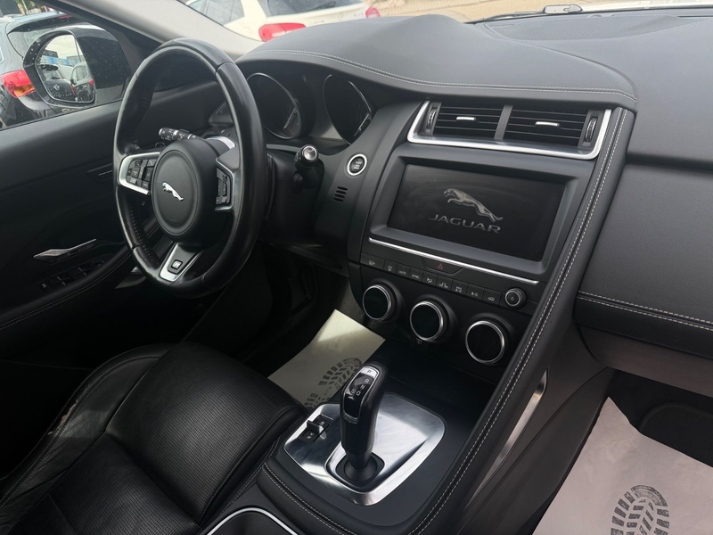 Jaguar E-Pace E-PACE R-Dynamic S AWD — photo 13
