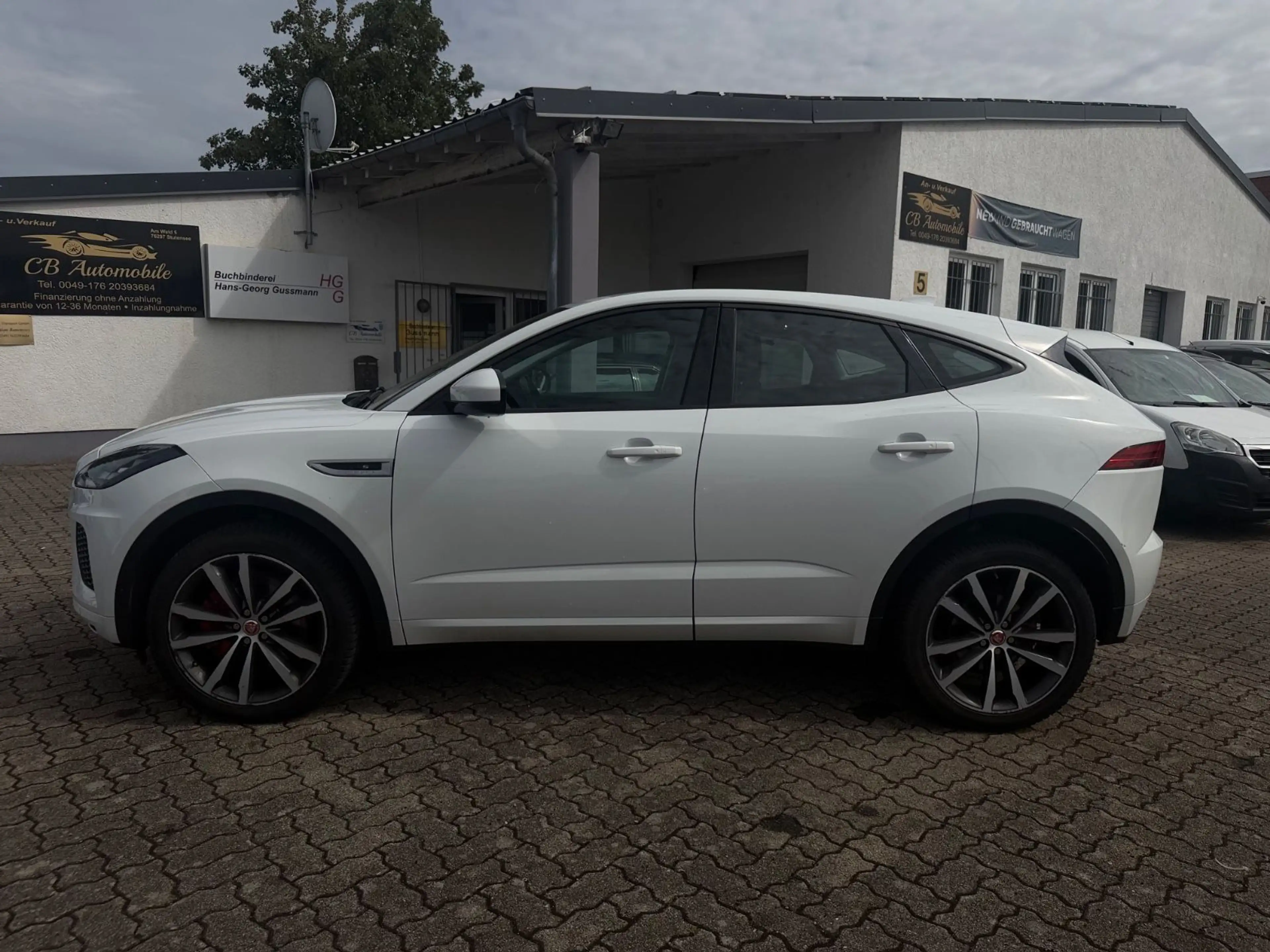 Jaguar E-Pace E-PACE R-Dynamic S AWD — photo 4
