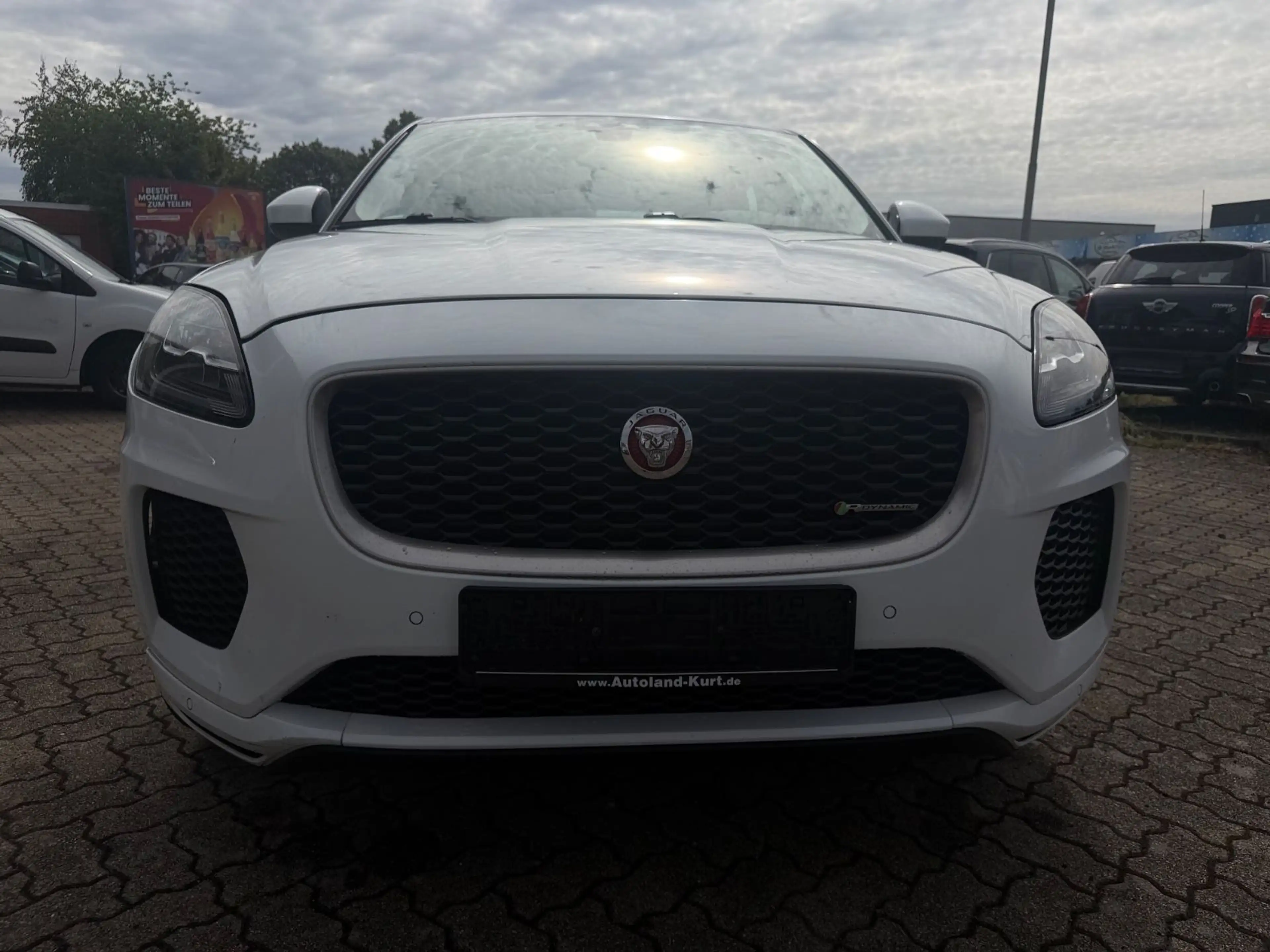 Jaguar E-Pace E-PACE R-Dynamic S AWD — photo 3