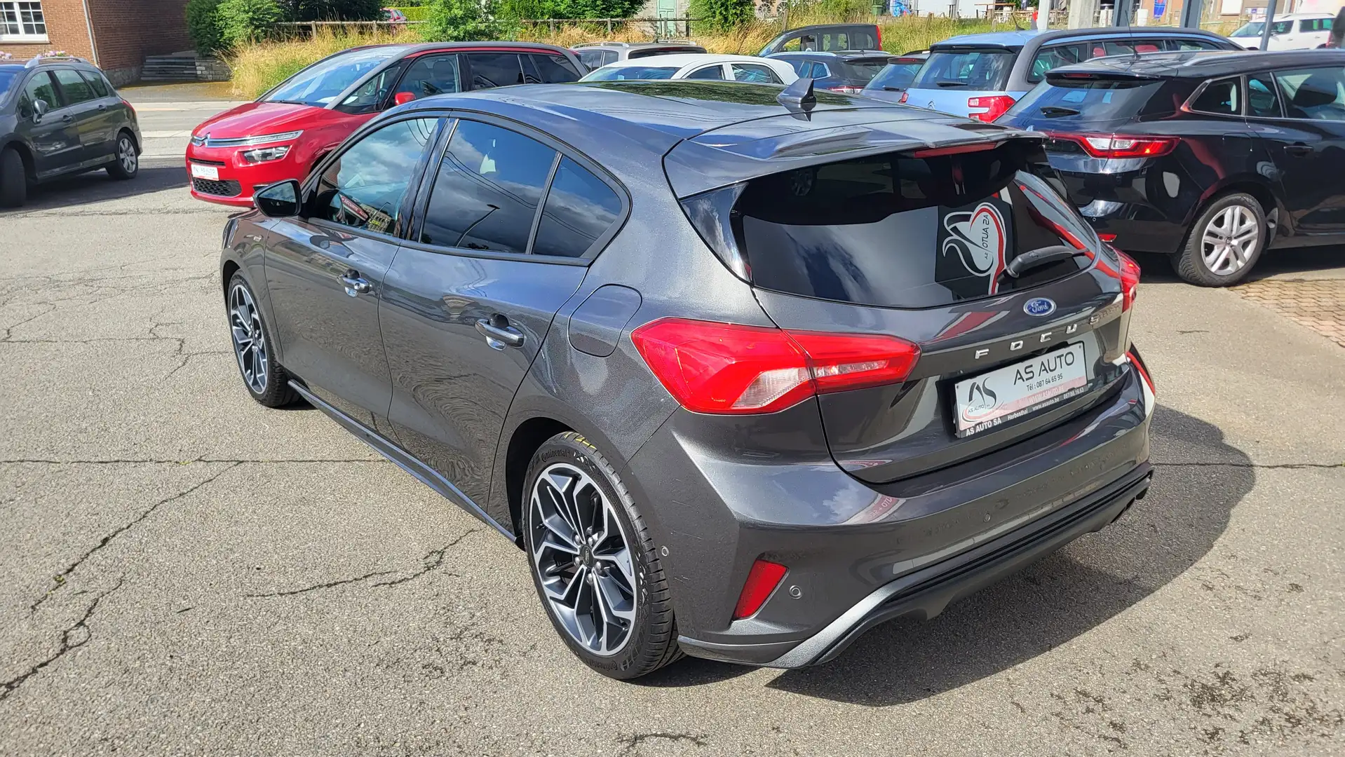 Ford Focus 5P 1.0i EcoBoost 125cv ST-Line Gris - 2