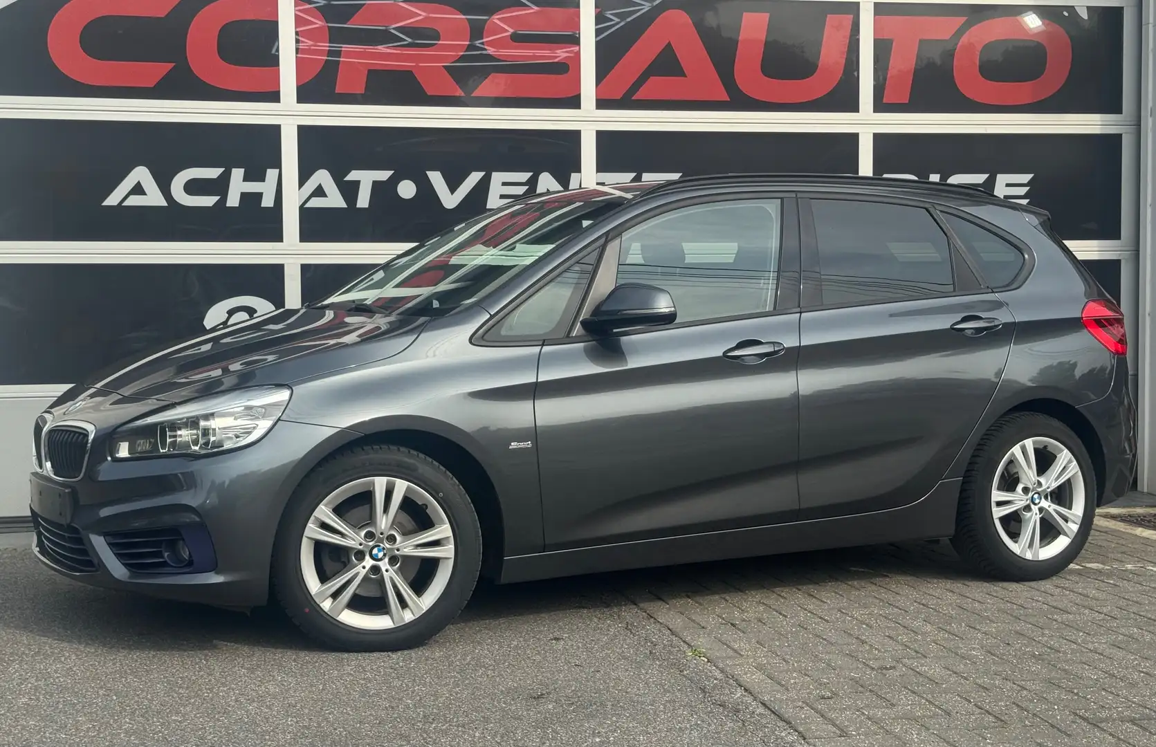 BMW 216 Active Tourer Sport NAVI CRUISE LED CLIM AUTO JA Grijs - 1