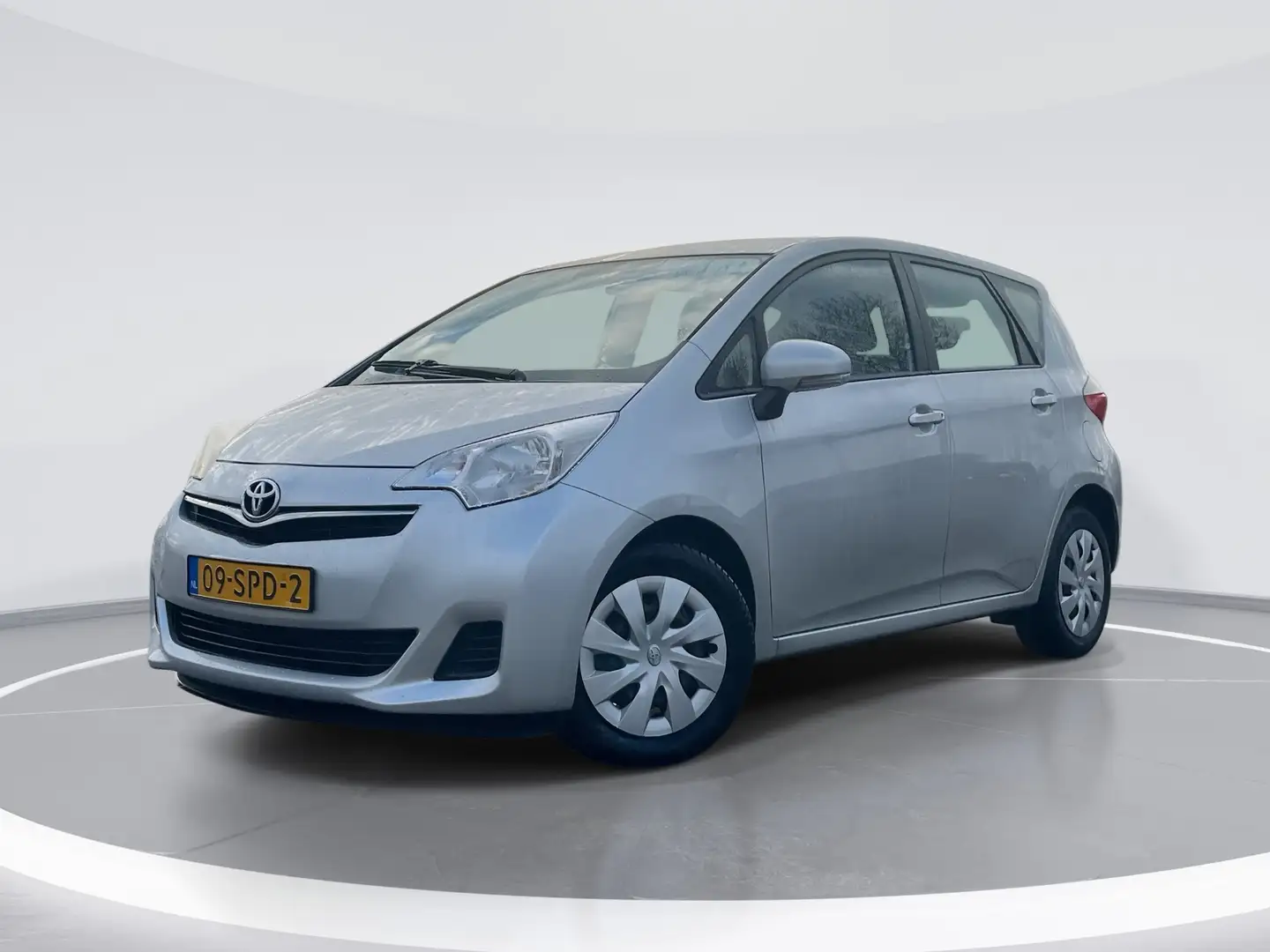 Toyota Verso-S 1.3 VVT-i Comfort | AIRCO|PARKEERSENSOREN|DEALER O Gris - 1