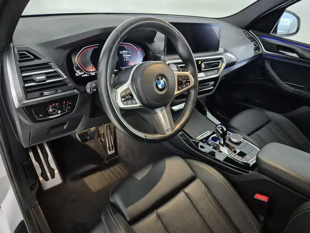 BMW X3 view 7