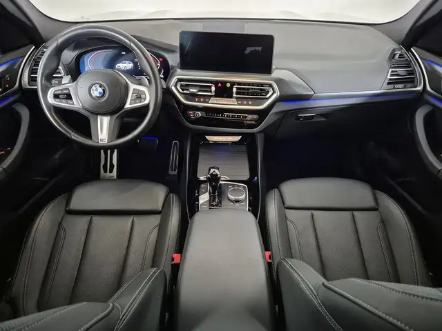 BMW X3 view 9