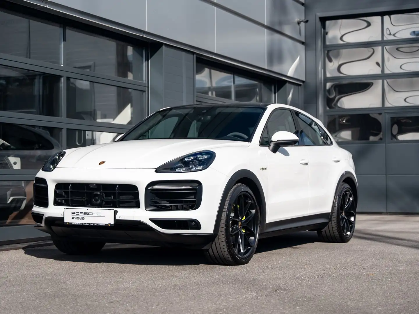 Porsche Cayenne E-Hybrid Coupé Weiß - 1