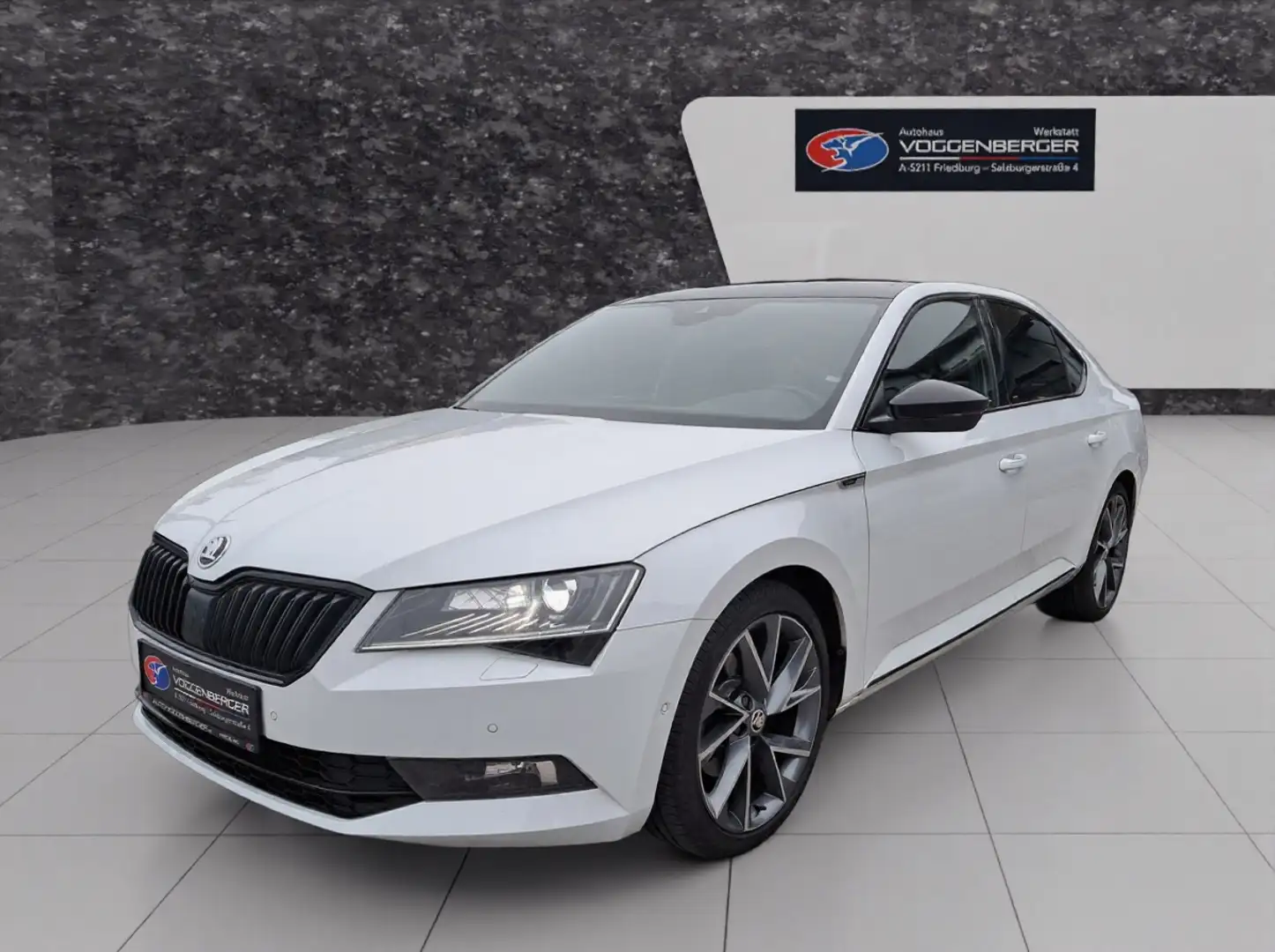 Skoda Superb Superb 1,5 TSI ACT Sportline DSG Weiß - 1