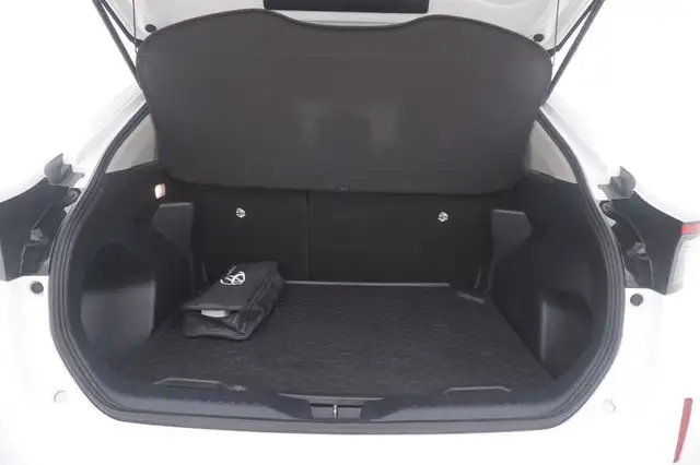 Toyota Yaris Cross view 14