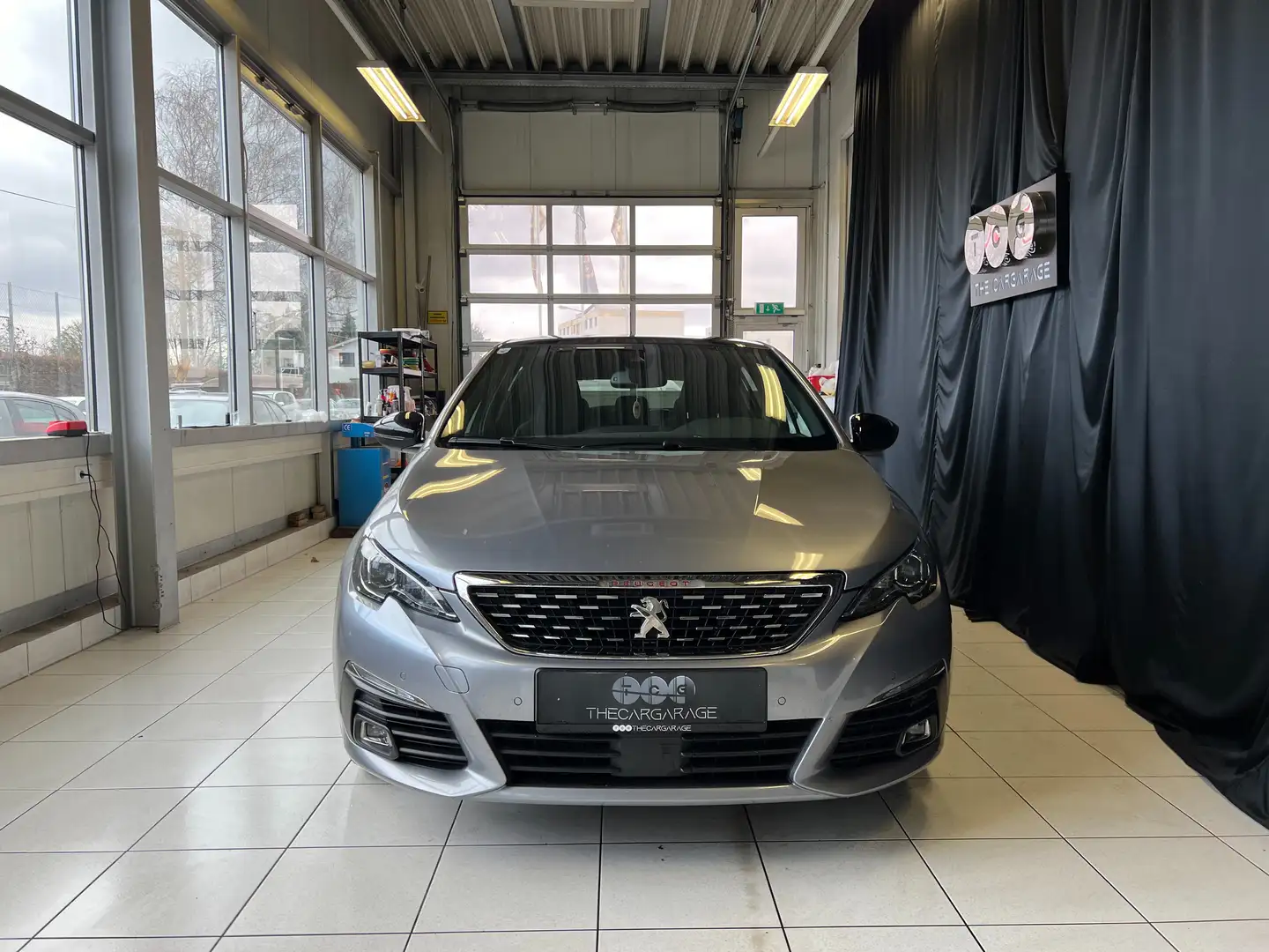 Peugeot 308 GT-LINE PANORAMA Grau - 2