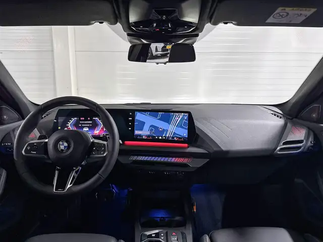 BMW 1 Series view 11
