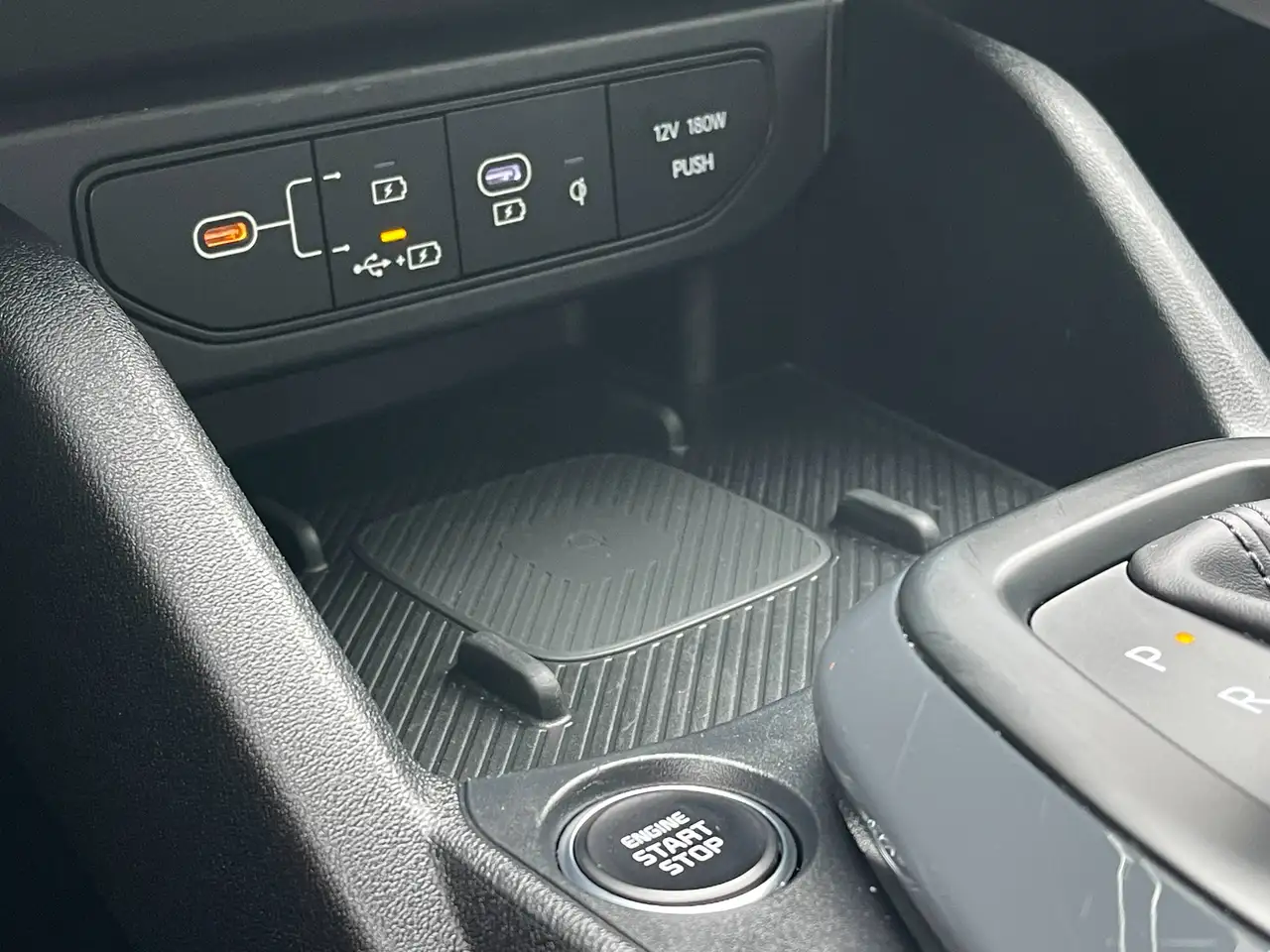 Kia K4 снимка Kia K4