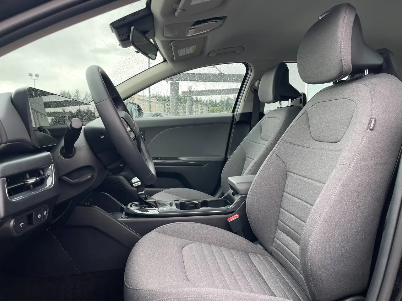 Kia K4 снимка Kia K4