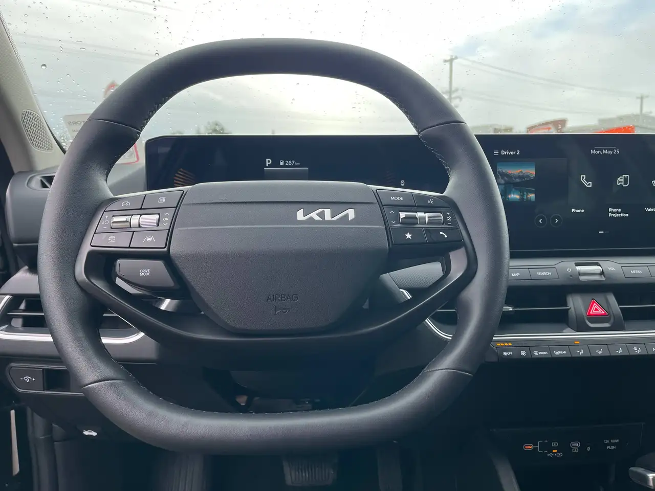 Kia K4 снимка Kia K4