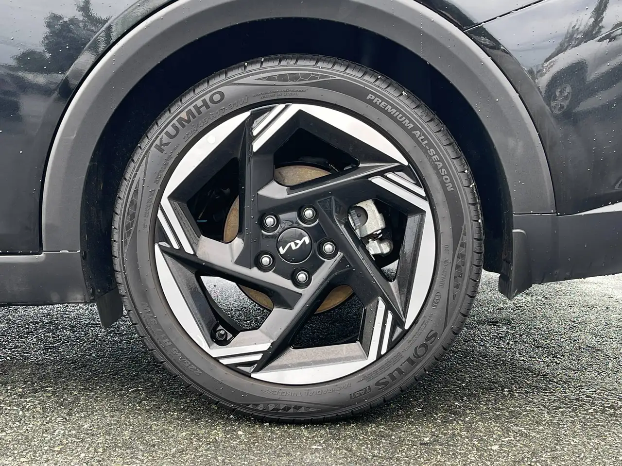 Kia K4 снимка Kia K4