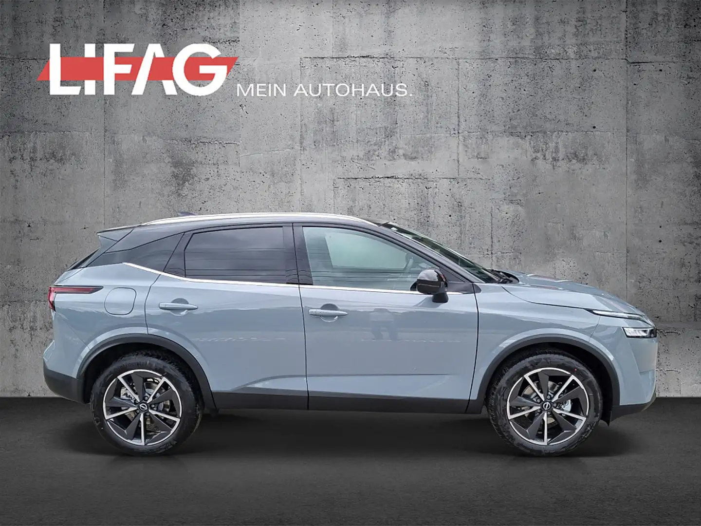 Nissan Qashqai Qashqai 1,3 MHEV Tekna *ab € 30.990,-* Grau - 2