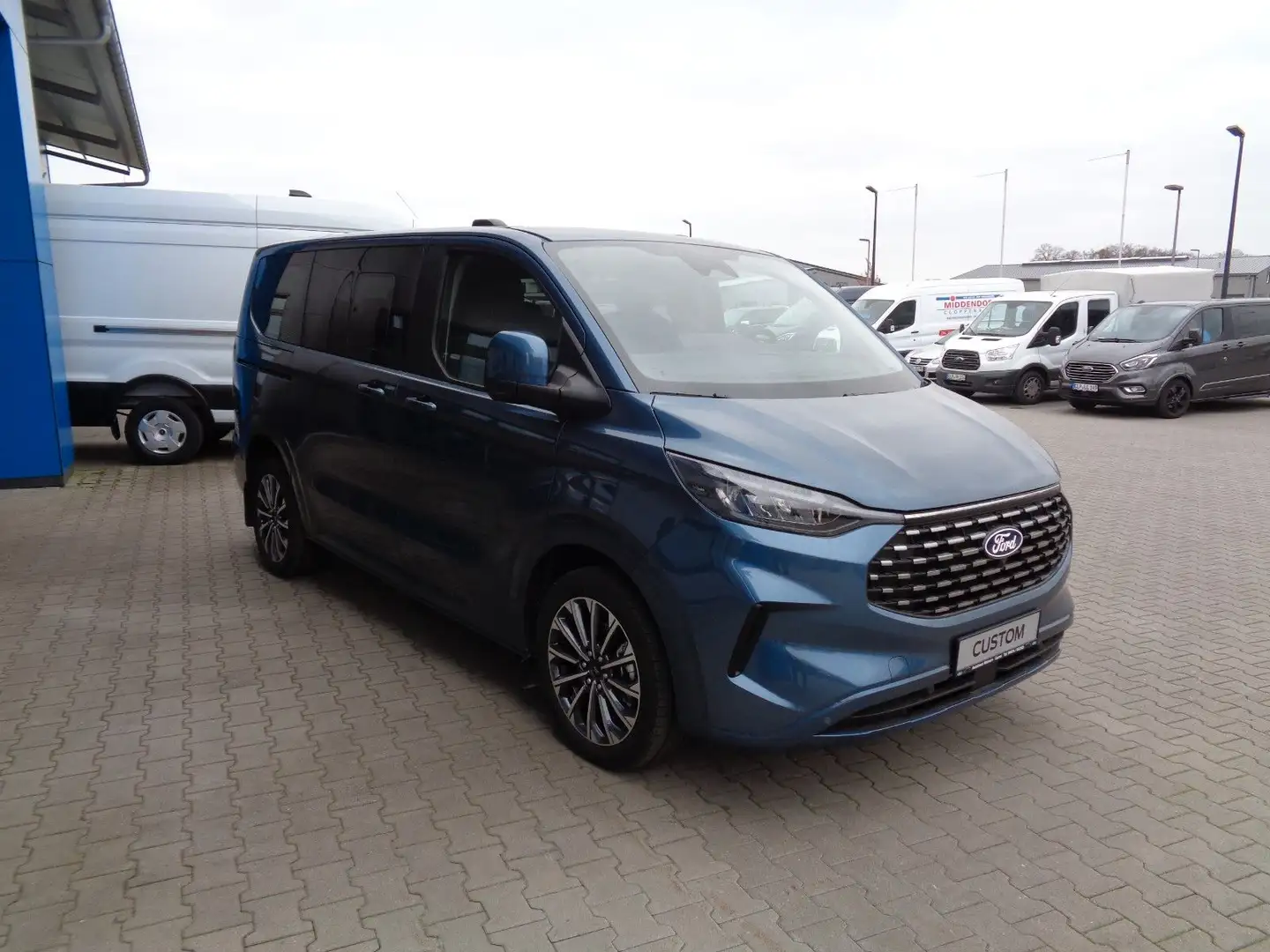 Ford Tourneo Custom Titanium X *5J./200tkm Garantie* Blau - 2