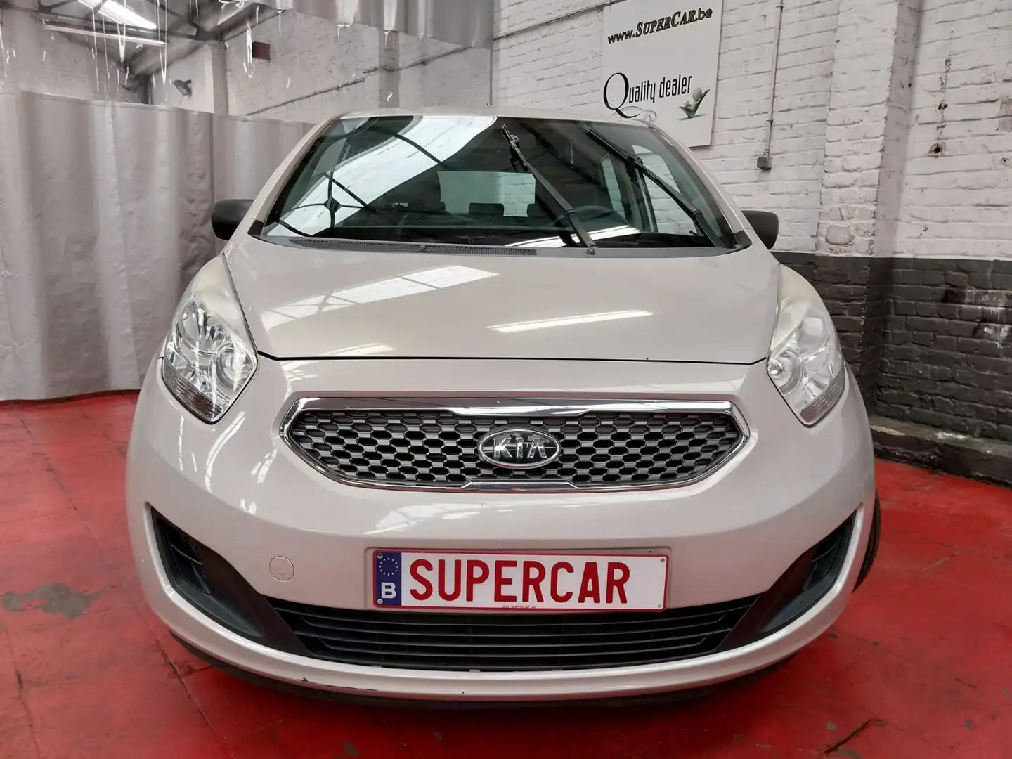 Kia Venga Venga 1.4i  * Capt.AR * Jantes * 154 x 36 mois* Bronce - 2