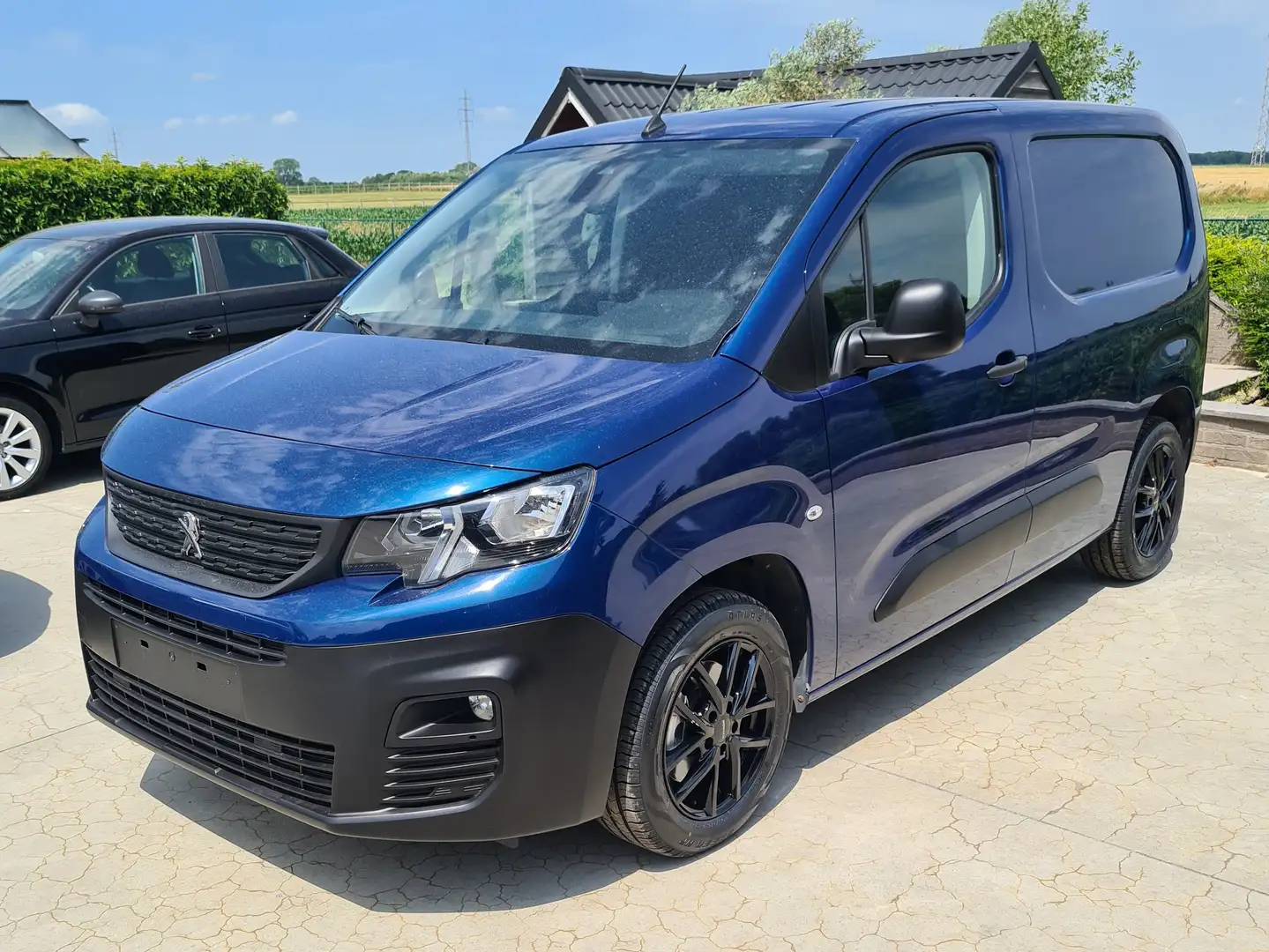 Peugeot Partner Partner 1.5 BlueHDi 130 L1 EAT8 S Blauw - 1