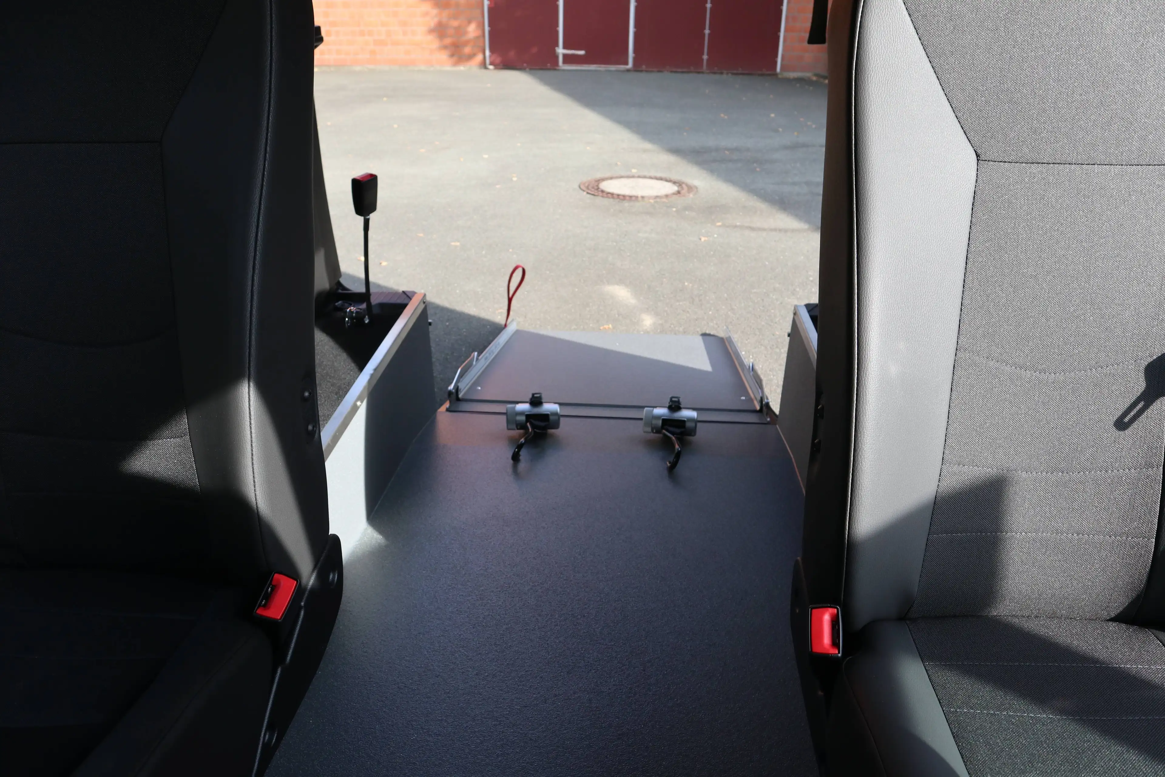 Mercedes-Benz T-Class 180 Edition*rollstuhlgerecht*neuer AMF-Bruns Umbau*Wenderampe*5.Sitzer* — photo 12