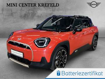 Favoured Trim PAKET XL  19''NAVI HuD AHK 360°KAMER