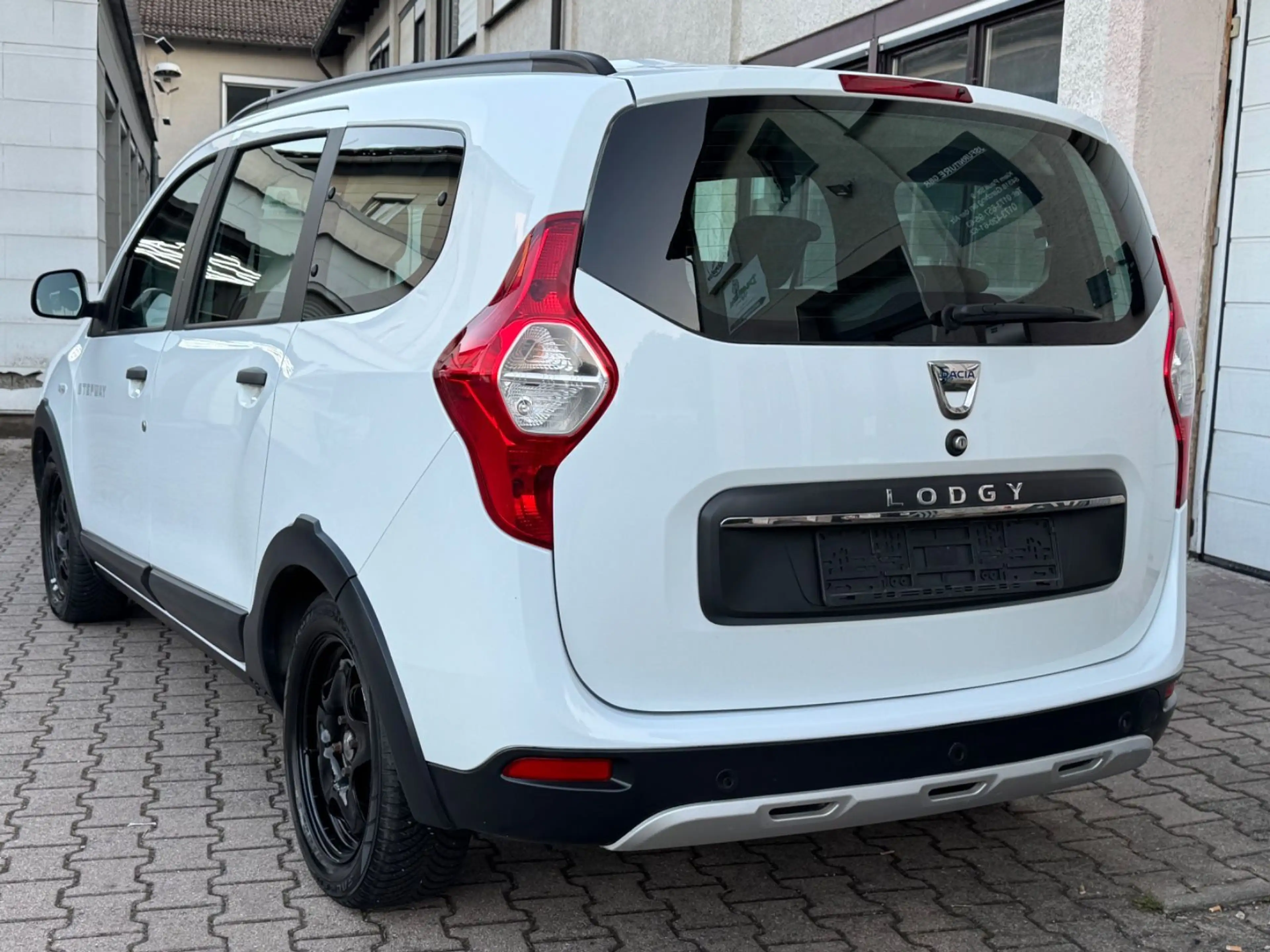 Dacia Lodgy Stepway 7-SITZER NAVI TEMP. FACELIFT MwSt. — photo 5