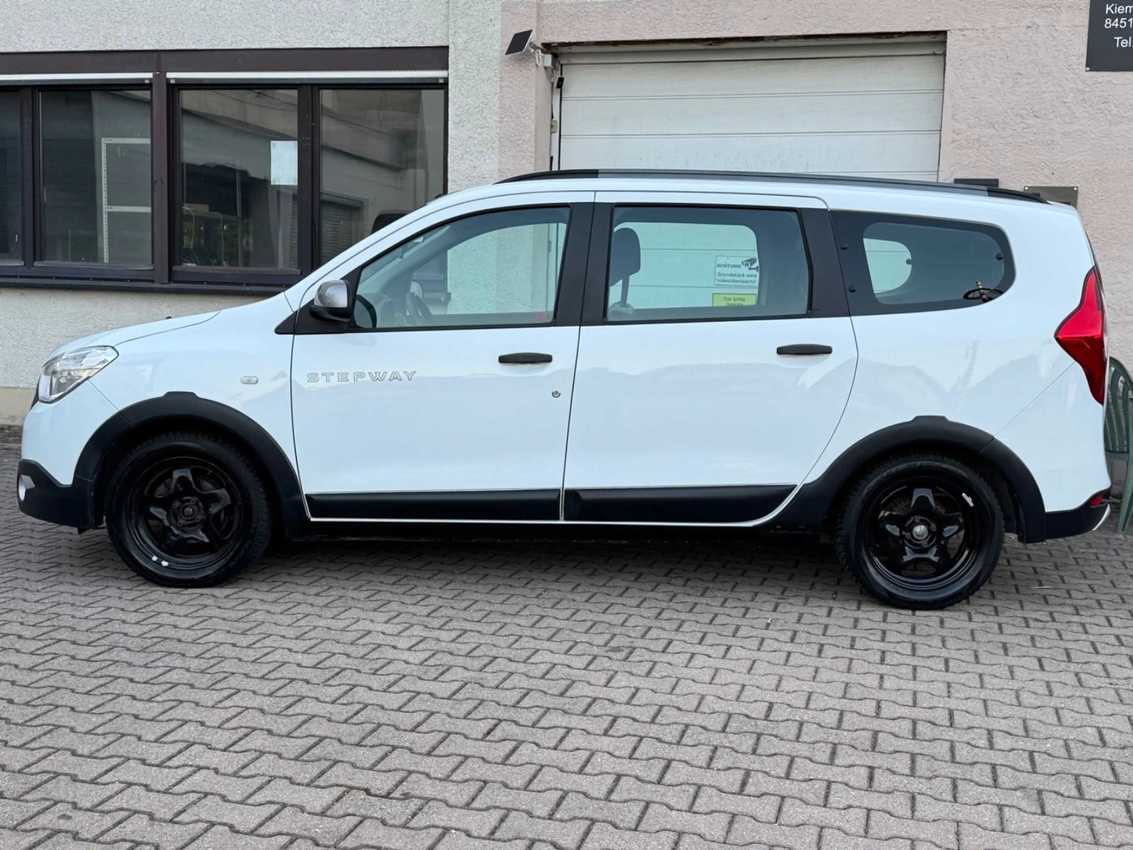 Dacia Lodgy Stepway 7-SITZER NAVI TEMP. FACELIFT MwSt. — photo 3