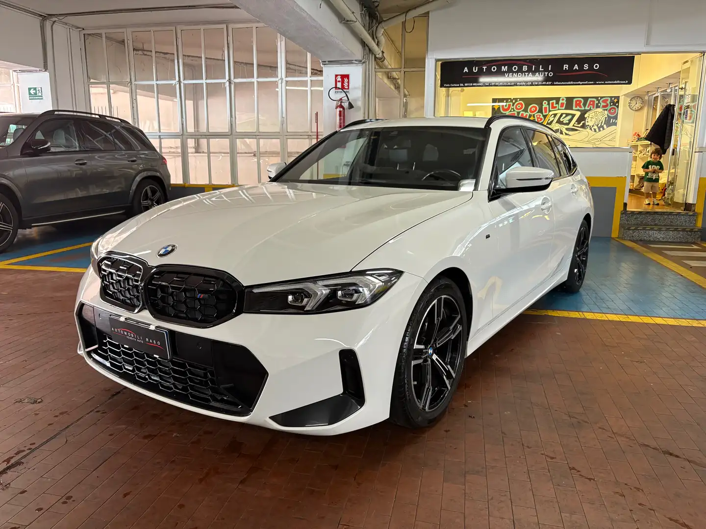 BMW 320 Serie 3  Touring 320d Touring mhev 48V MSport auto Blanc - 1