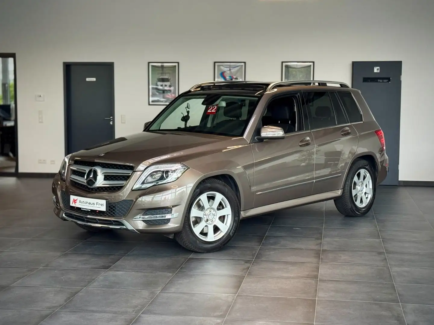 Mercedes-Benz GLK 220 CDI BlueTec 4Matic *1.Hand*Panorama* Grey - 2
