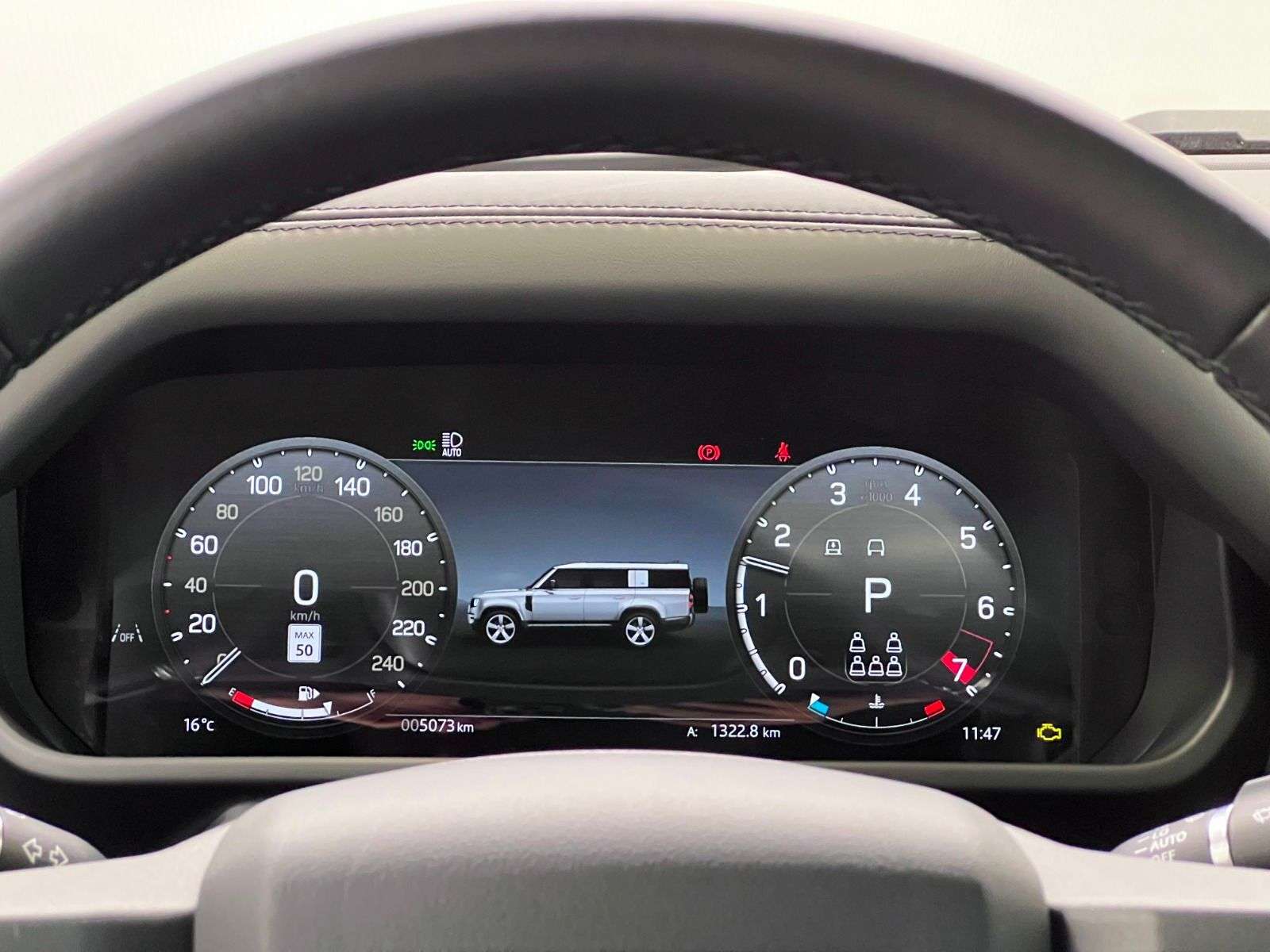 2025 Land Rover Defender 130 P400 X-DYNAMIC SE thumb 14