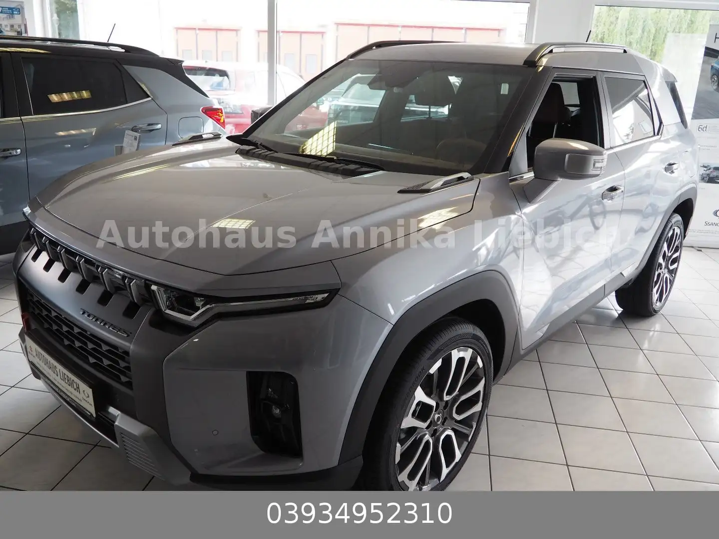 SsangYong Torres Forest Edition 1.5 6AT 2WD Automatik Argintiu - 2