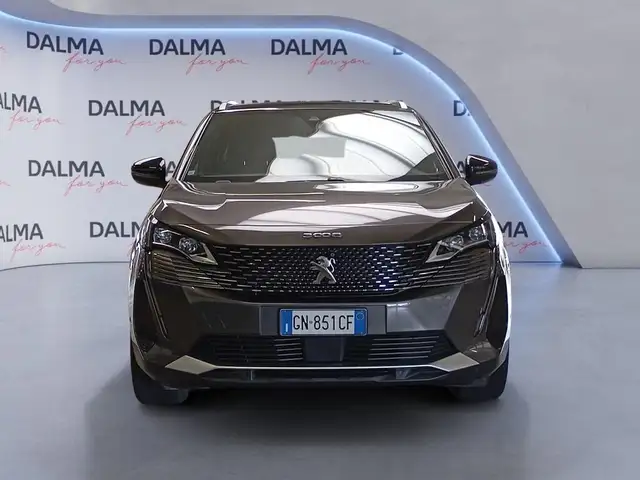 Peugeot 3008 view 8