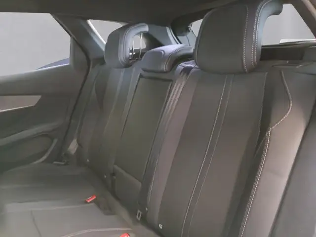 Peugeot 3008 view 13
