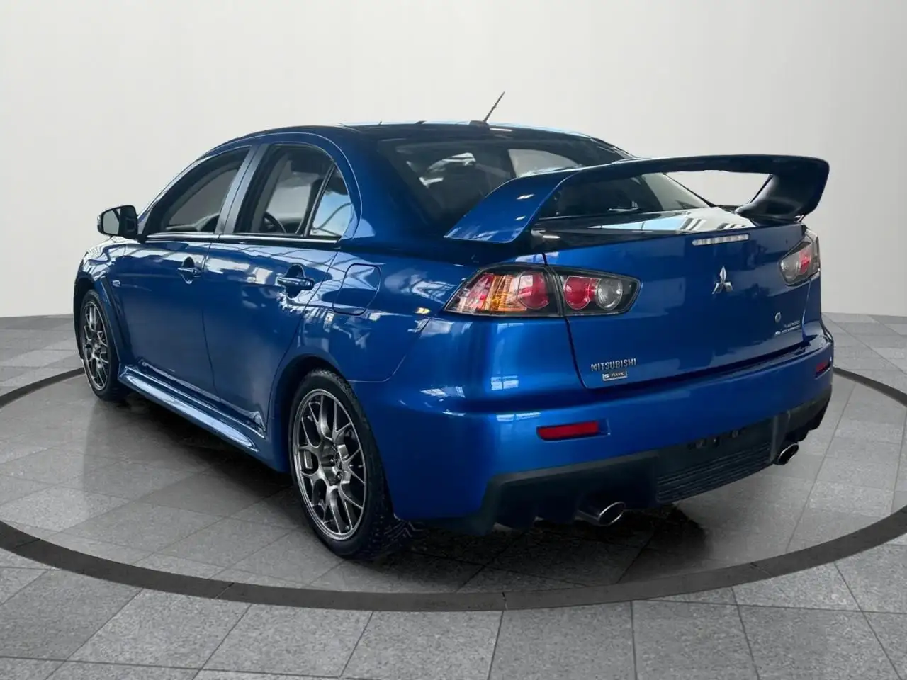 Mitsubishi Lancer снимка Mitsubishi Lancer