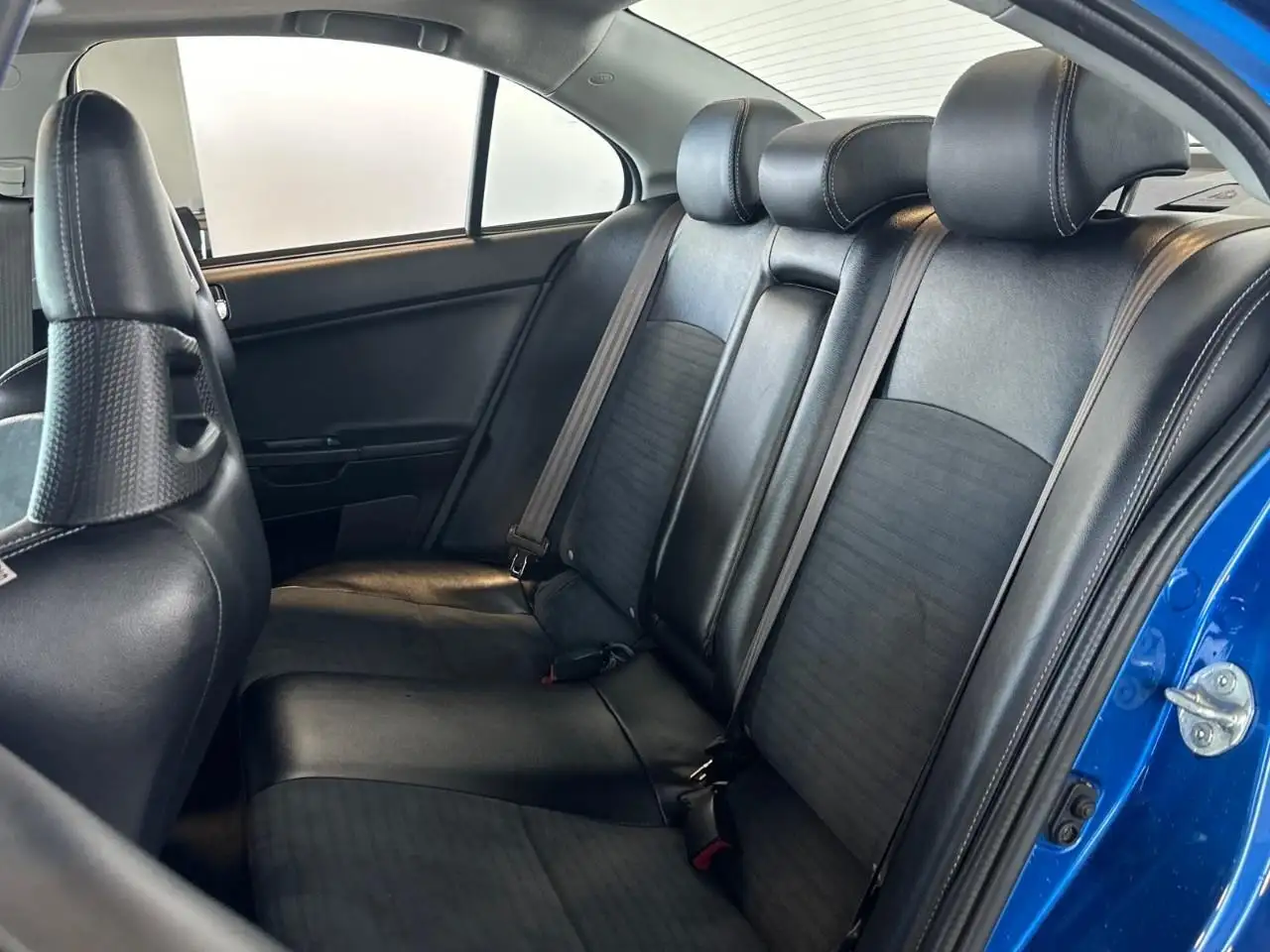Mitsubishi Lancer снимка Mitsubishi Lancer