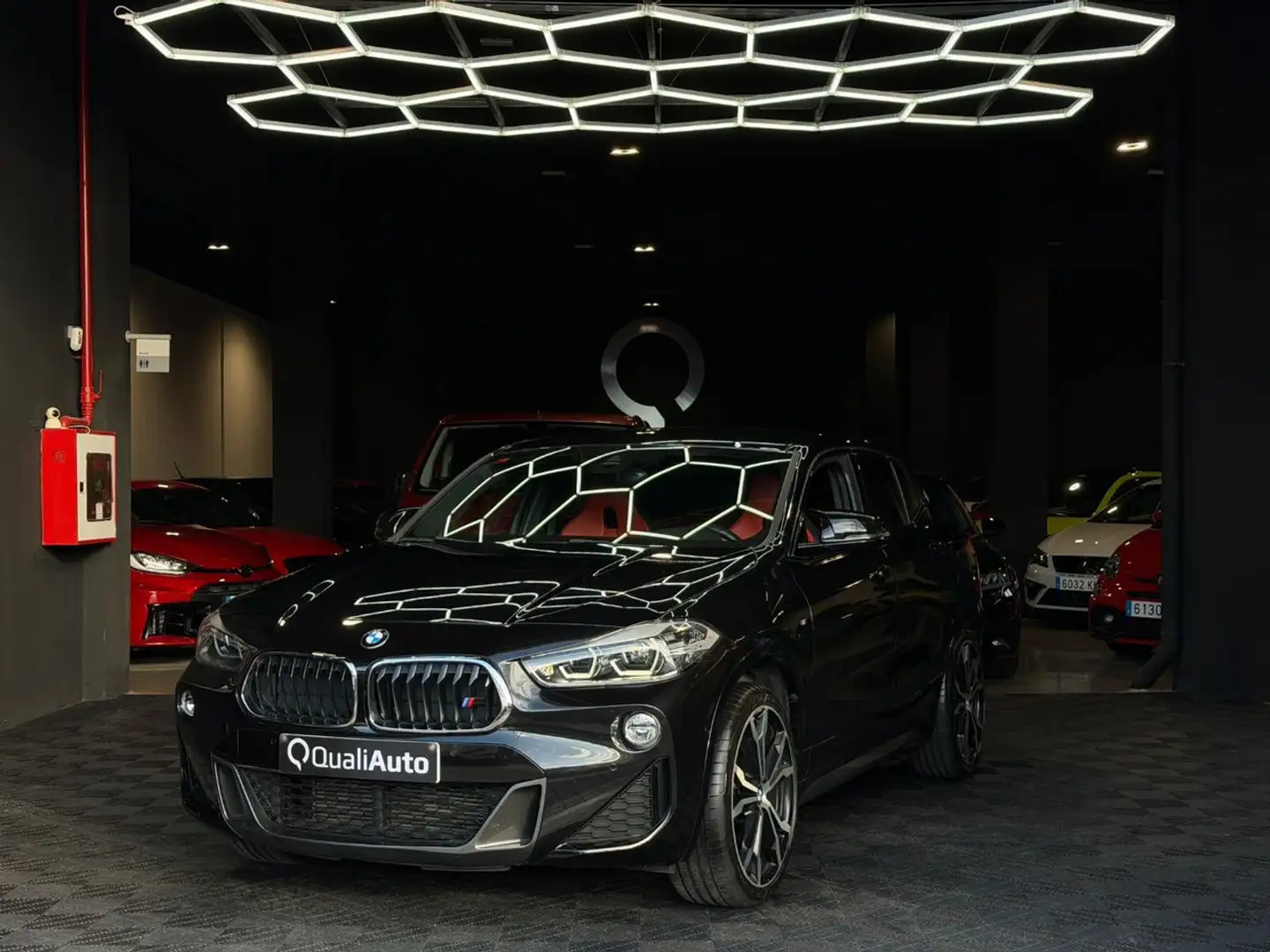BMW X2 sDrive 18dA Business Negro - 1